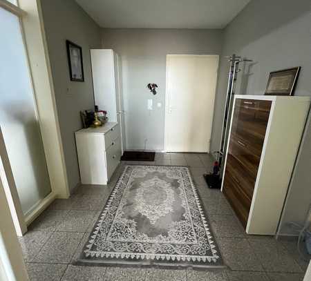 Schöne 3-Zimmer-Wohnung mit Einbauküche in Dietzenbach