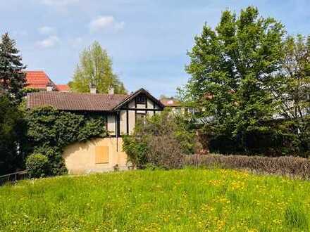 Grundstück mit historischem Bestandsgebäude und Bauplatz in bester Innenstadtlage von Esslingen am N