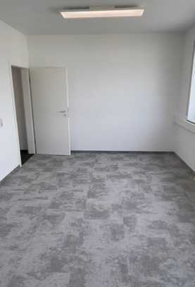 Büroräume modern und neu renoviert 4 Zimmer