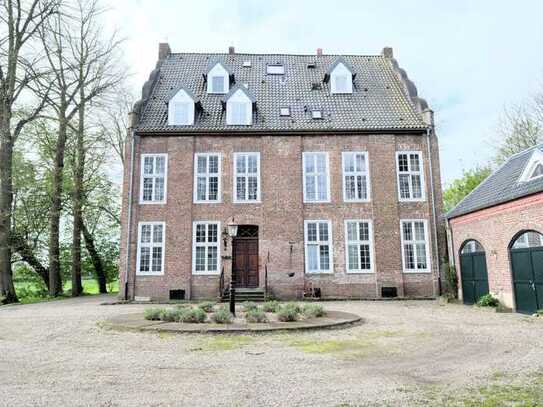 Appartement in monumentalem Mehrfamilienhaus im Grünen gelegen