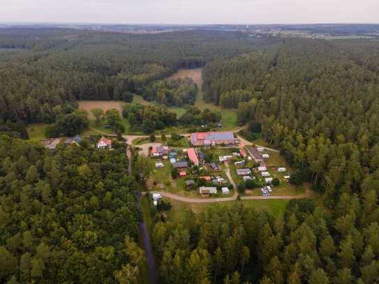 Risikogestreute Investmentanlage: Mehrfamilienhaus, Campingplatz und Gaststätte im Naturschutzgebiet