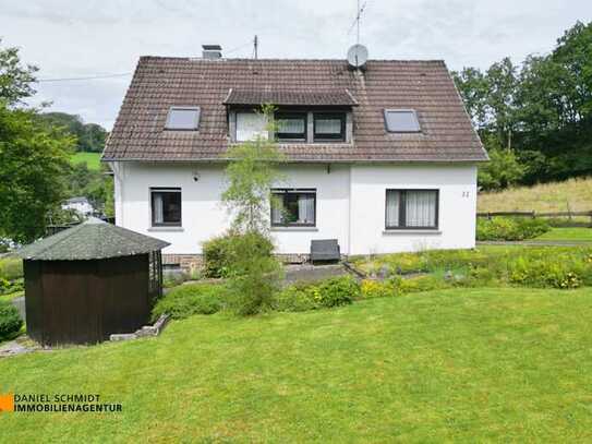 Ihr neues Zuhause: Geräumige Immobilie mit Garten in Gummersbach-Hülsenbusch