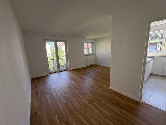 Stilvolle, vollständig renovierte 2-Raum-Wohnung mit gehobener Innenausstattung in Bockenheim