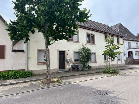 Wohnhaus mit 3 Wohneinheiten Bad Krozingen