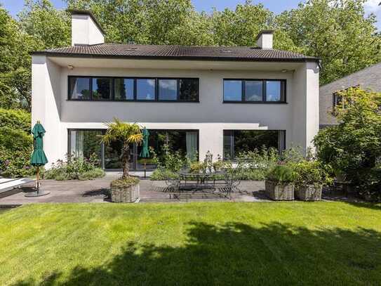 Elegante Villa mit Blick auf den Schlosspark