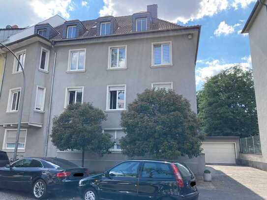 3,5 Zimmer Wohnung mit Einbauküche und Balkon