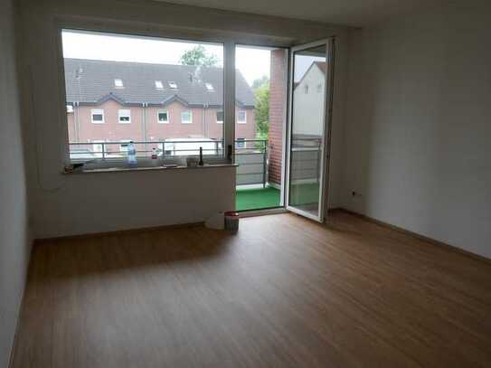 Modernisierte 2-Zimmer-Etagenwohnung mit Balkon in Düsseldorf