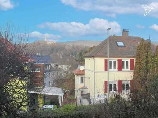 BURGBLICK IN KÖNIGSTEIN 🏰 Bezugsfähige 5-Zimmer-Wohnung mit Garten in zentraler Lage!