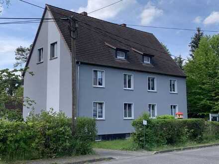 moderne 2 RWE mit Gartennutzung im Grünen