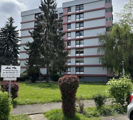 Attraktive und sanierte 3-Zimmer-Wohnung mit gehobener Innenausstattung mit EBK in Wörth am Rhein