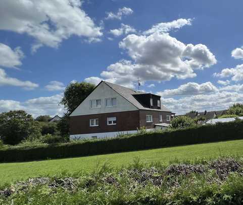 Freistehendes - 4 Familienhaus - selbst nutzen oder gut vermieten - ideale Altersvorsorge -