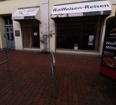 Kornmarkt 4: Ladengeschäft, Praxis, Büro in exponierter Lage in Schleswig