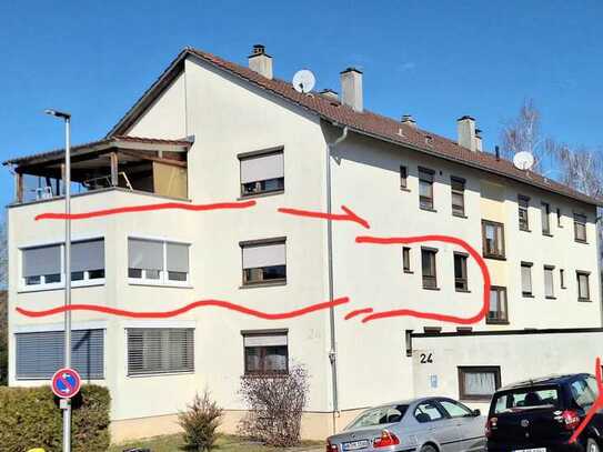 Großzügig geschnittene, helle 3-4 - Zimmer-Wohnung plus Wintergarten in Backnang