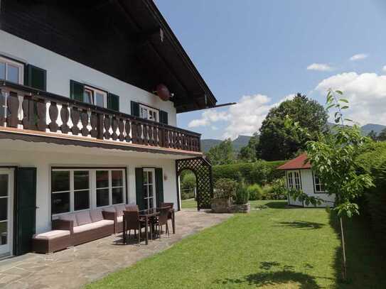 Freistehende Einfamilienhaus - Villa in Traumlage in Rottach-Egern am Tegernsee