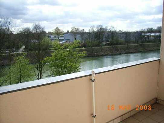 3-Zimmer Wohnung mit Blick auf den Rhein-Herne-Kanal