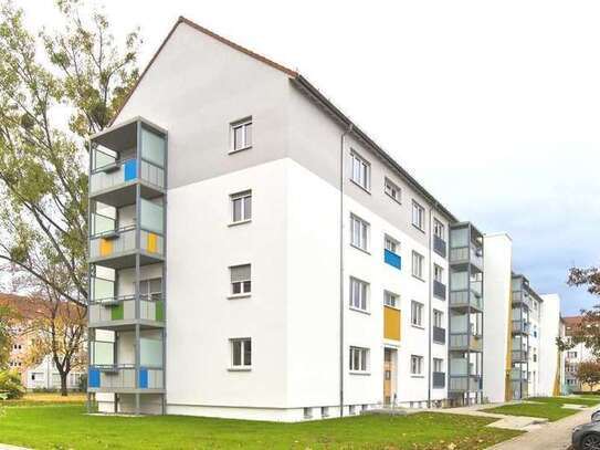 Modern und Seniorengerecht - 2-Raumwohnung mit Balkon und Aufzug im WK I