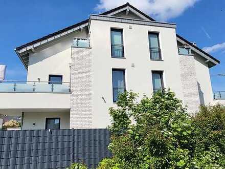 Neubau- exklusive, moderne 4-Zimmer, 2 Balkone, Pkw-Stellplatz