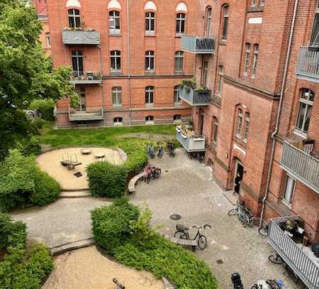 Maisonette Studio 1,5-Zimmer-Wohnung in historischer Wohnanlage! Parkett, Stellpl., BLK, Du, Aufzug