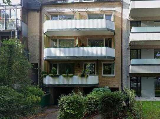 4- Zimmer Wohnung für WG mit Balkon, Wintergarten u. Garten in Hamburg Uhlenhorst