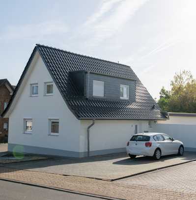 Kernsaniertes und freistehendes Einfamilienhaus für das anspruchsvolle Paar in ruhiger Stadtwohnlage