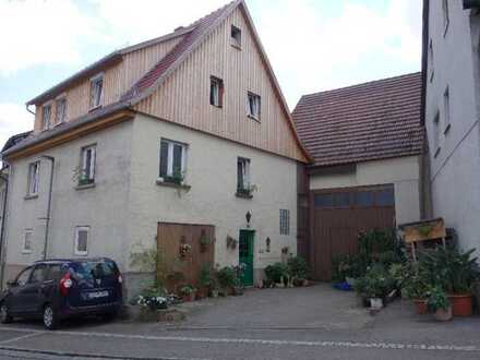 Liebhaberobjekt: Bauernhaus mit großer Scheune und kl. Garten *provisionsfrei*