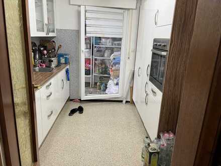 Exklusive 6-Zimmer-Maisonette-Wohnung mit Balkon und EBK in Dettingen an der Erms