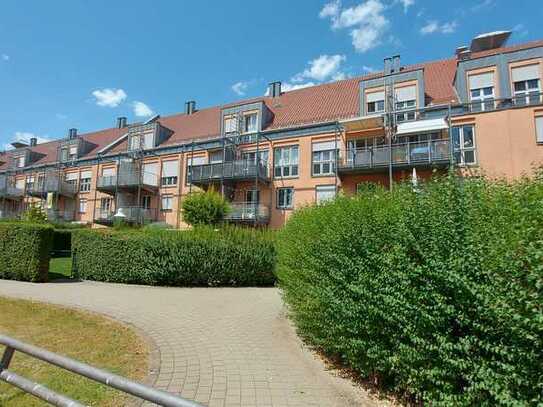 DER PREIS IST HEIß - MAISONETTE-WOHNUNG IM CITY-CENTER MIT BLICK ZUM STADTPARK UND LANGZEITMIETERN!