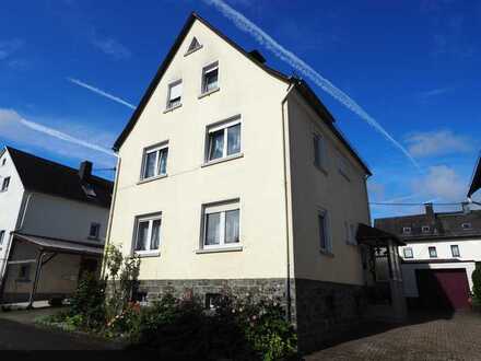 Familienfreundliches Einfamilienhaus in zentraler Lage
