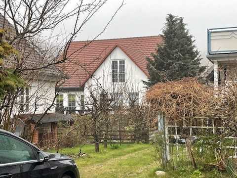 Moderne 4,5-Zimmer-Maisonette-Wohnung mit Balkon, Fußbodenheizung und Stellplatz in Binz