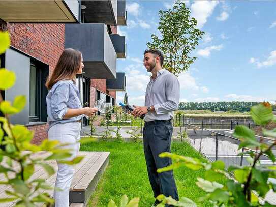 Sofort einziehen! 3-Zimmer-Wohnung mit 2 Bädern und Gartenterrasse direkt an der Gracht