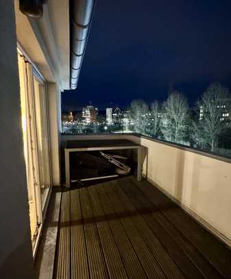 -I| ROOFTOP DREAM || Schöne 2-Zi-Whg mit Sonnenbalkon || WOHNEN IM FH-VIERTEL |I-