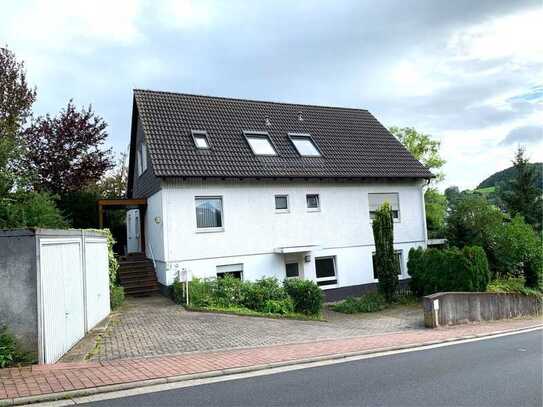 Hier ist sehr viel möglich ... 3 Wohnungen mit schönem Garten und Fernblick