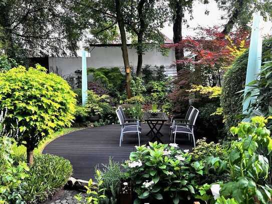 Tolle Wohnung mit Süd-Balkon und wunderschönem Garten!