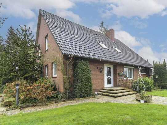 Hier wird Natur spürbar: Großzügiges Einfamilienhaus mit Blick auf Rehe und Hirsche!