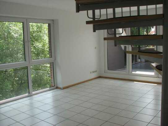 Gepflegte 3,5-Raum-Maisonette-Wohnung mit Loggia und Einbauküche in Bochum