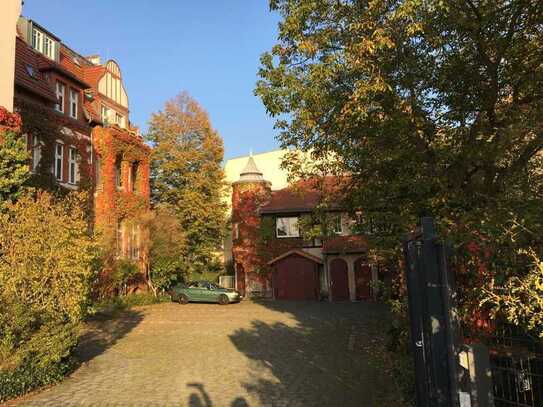 Stellplätze auf abgeschlossenem Grundstück in Wannsee