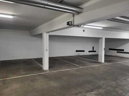 PKW Tiefgarage in Berlin-Weißensee ab sofort