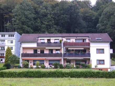 Ansprechende 3-Zimmer-DG-Wohnung mit Balkon in Engelskirchen