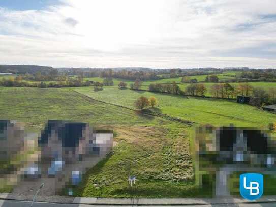 Hier wird bald Ihr Traumhaus stehen! 
Großes sonniges Grundstück in herrlicher Landschaft!