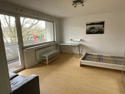 Vollständig renovierte attraktive 2-Zimmer-Wohnung mit EBK in Krefeld 10309