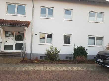 3-Zimmer-Erdgeschosswohnung KB mit Balkon in Geinsheim
