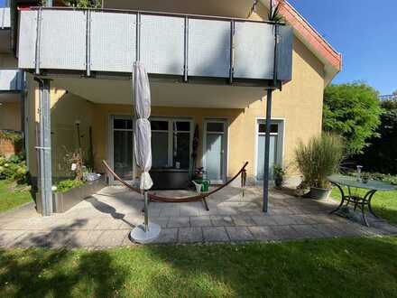 OS-Westerberg: Sonnige EG-Wohnung mit großer Terrasse und Gartenmitnutzung