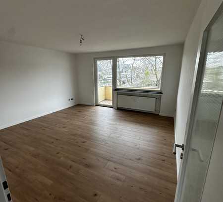 Empelde: Attraktive 2 Zimmer-Wohnung mit Balkon