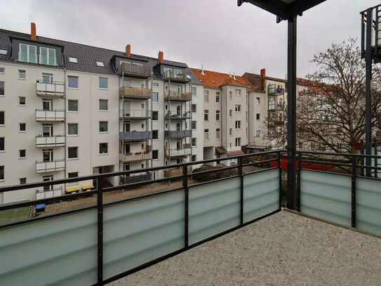 Schnuckelige 2 Zi.-Whg mit großem Balkon