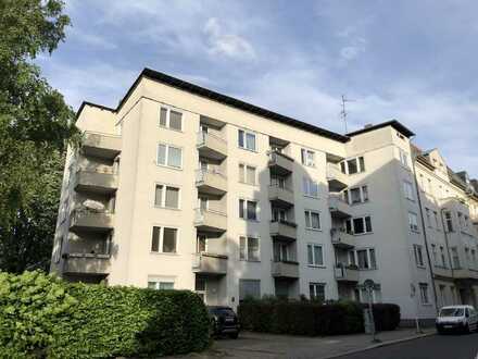 Gemütliche, helle und sehr verkehrsgünstig gelegene 2-Zimmer-Wohnung in Berlin-Spandau