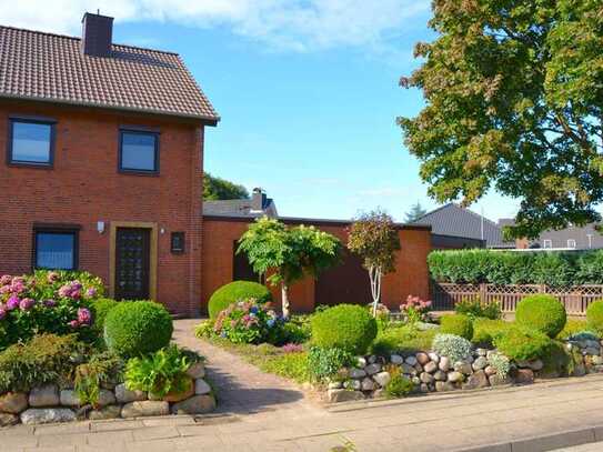 Gepflegtes Reihenendhaus mit Garage in bevorzugter Lage von Heide