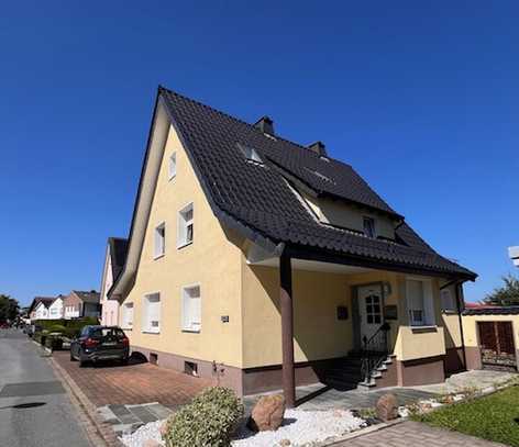 Charmantes 3-Familienhaus mit großzügigem Grundstück und modernisierter Ausstattung