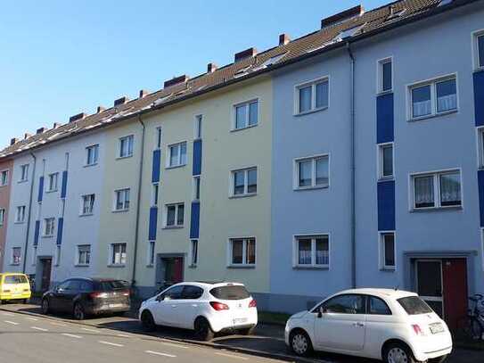 Frisch sanierte 2 Zimmer Wohnung in Köln-Braunsfeld