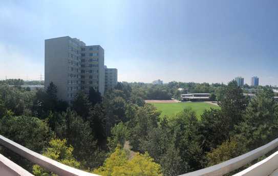 3 Zimmer Wohnung mit Balkon Panorama-Blick EBK in Lu-Pfingstweide