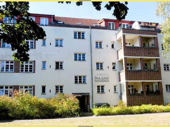 Reinickendorf! Topmodernisierte 3 Zi. Eigentumswohnung (2. OG) mit Balkon in ruhiger Citywohnlage